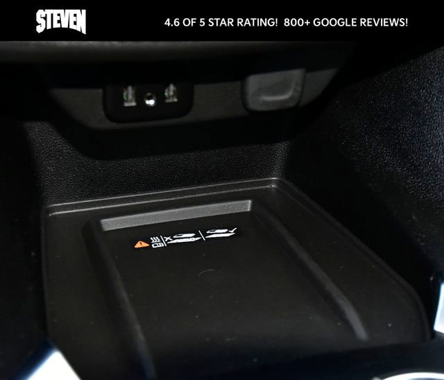 Used 2023 Chevrolet Traverse LT image 25