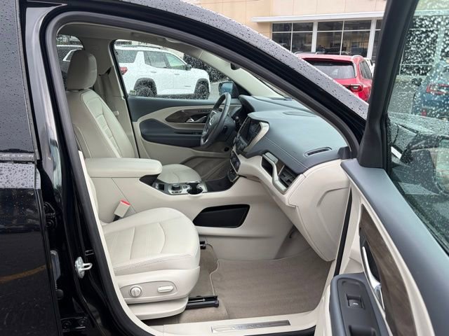Used 2023 GMC Terrain Denali w/ Black Diamond Edition AWD/4WD image 27