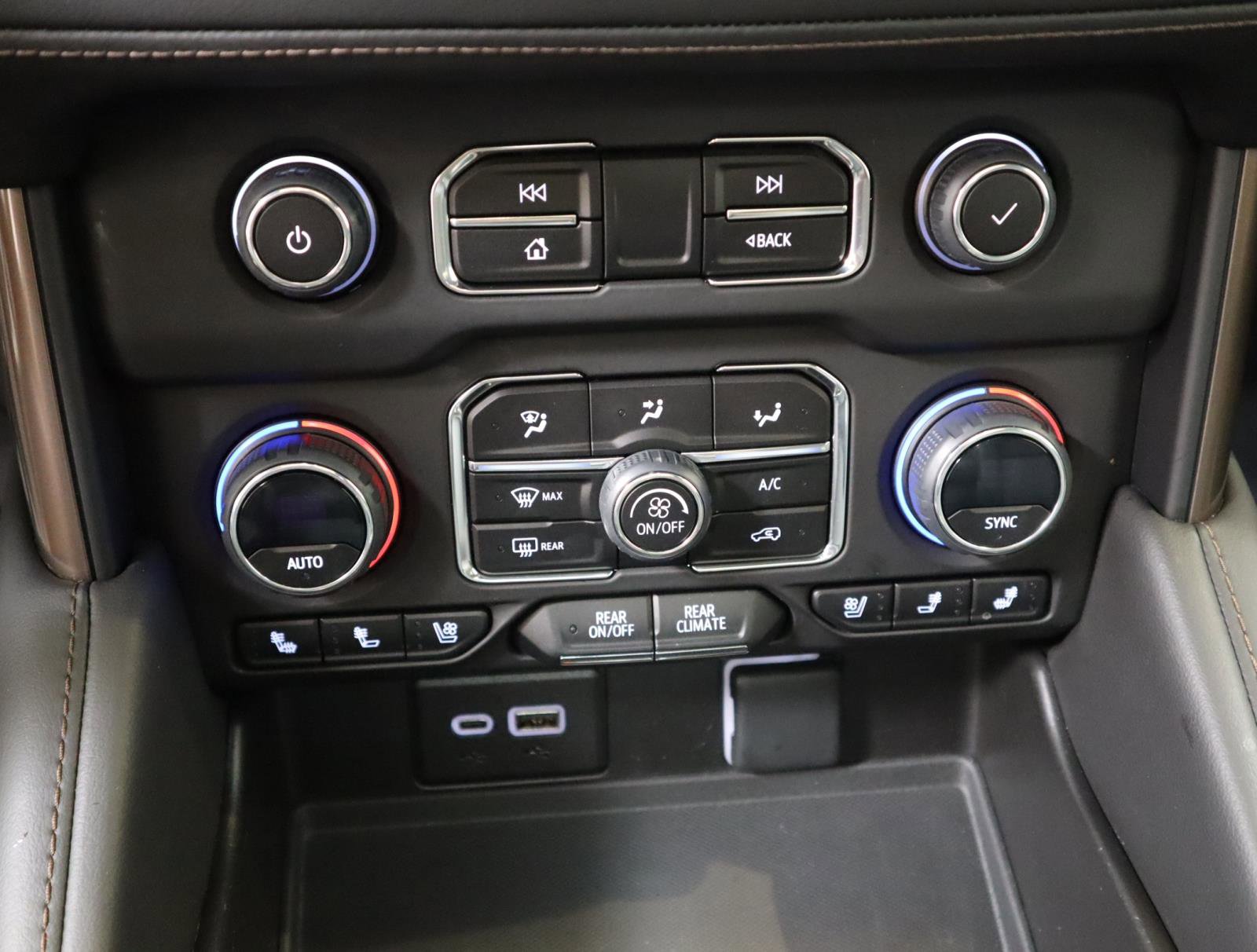 Used 2023 Chevrolet Tahoe High Country w/ Premium Package 2 image 37