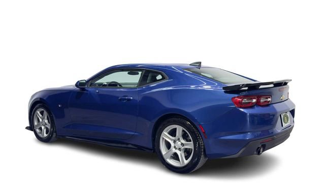 Used 2019 Chevrolet Camaro LT RWD image 4