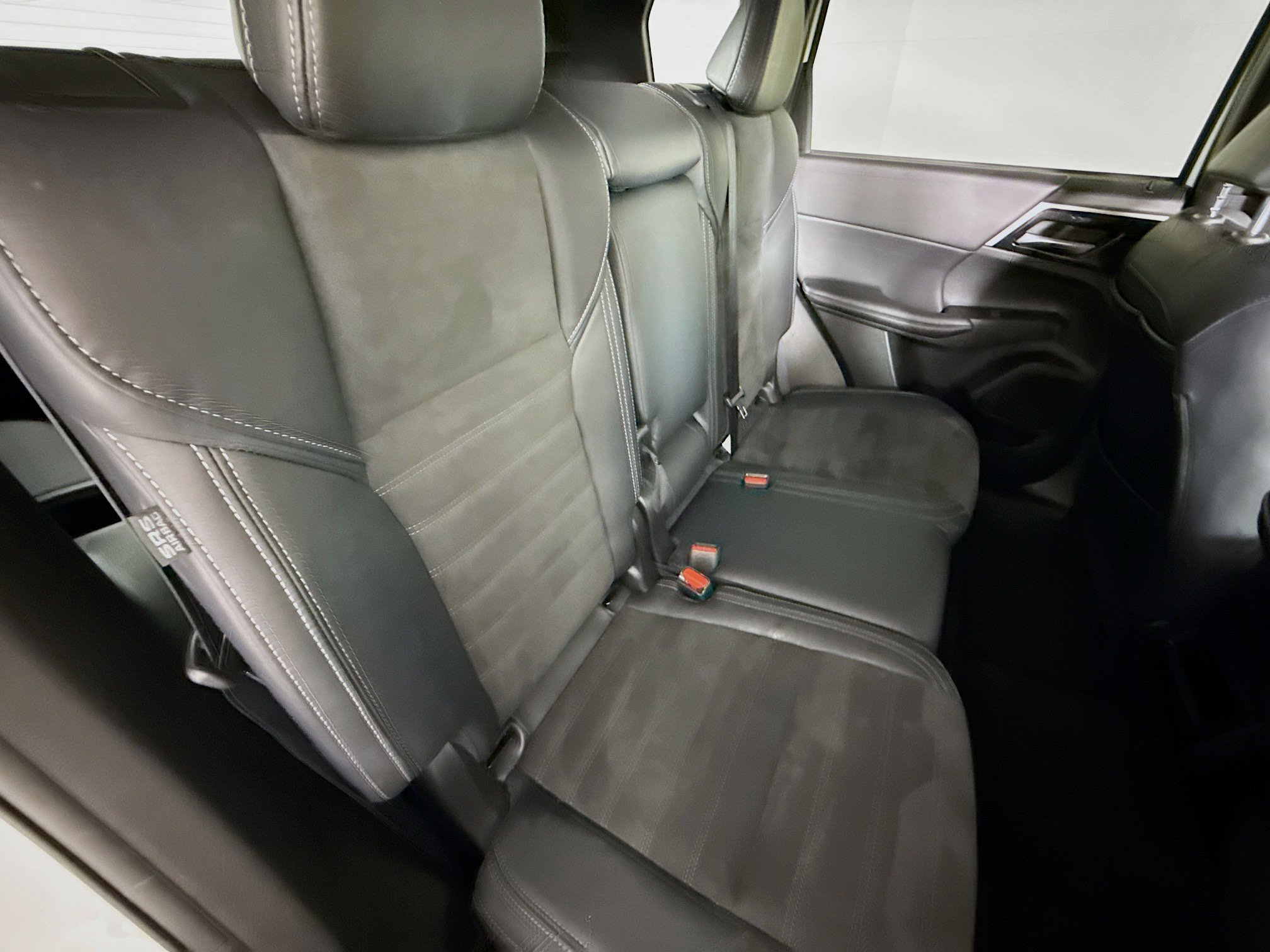 Used 2024 Mitsubishi Outlander SE Black Edition FWD image 34