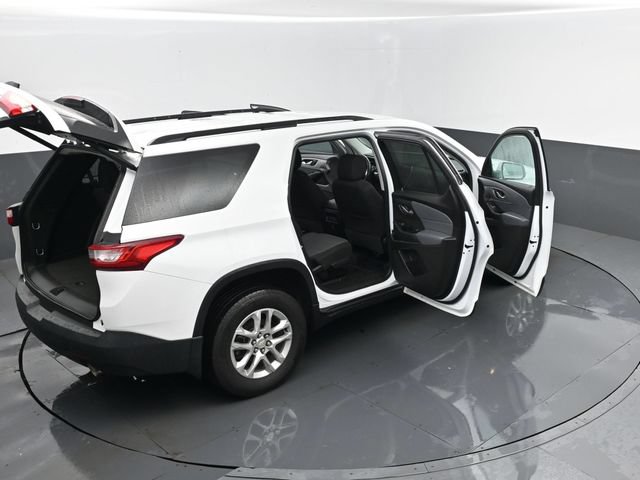 Used 2019 Chevrolet Traverse LT w/ LPO, Floor Liner Package AWD/4WD image 29
