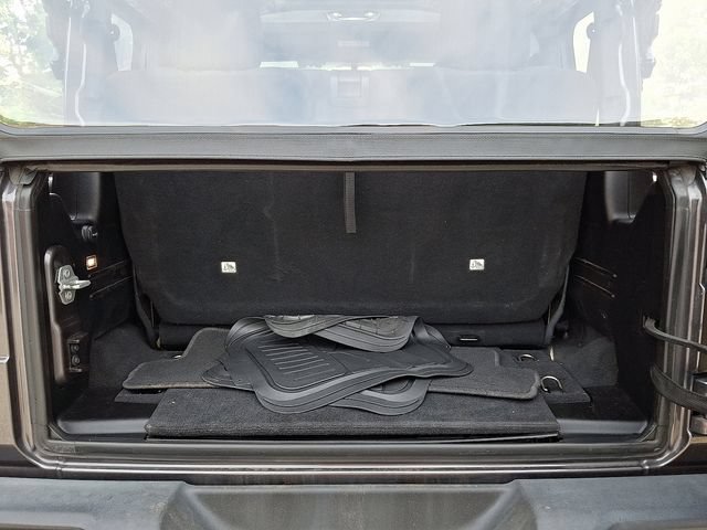 Used 2020 Jeep Wrangler Sport AWD/4WD image 28