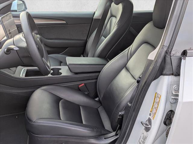Used 2022 Tesla Model 3 Long Range image 17