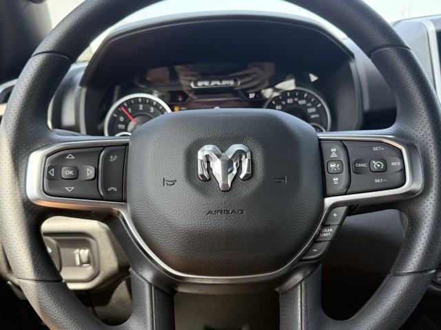 New 2026 RAM 1500 Express AWD/4WD image 15