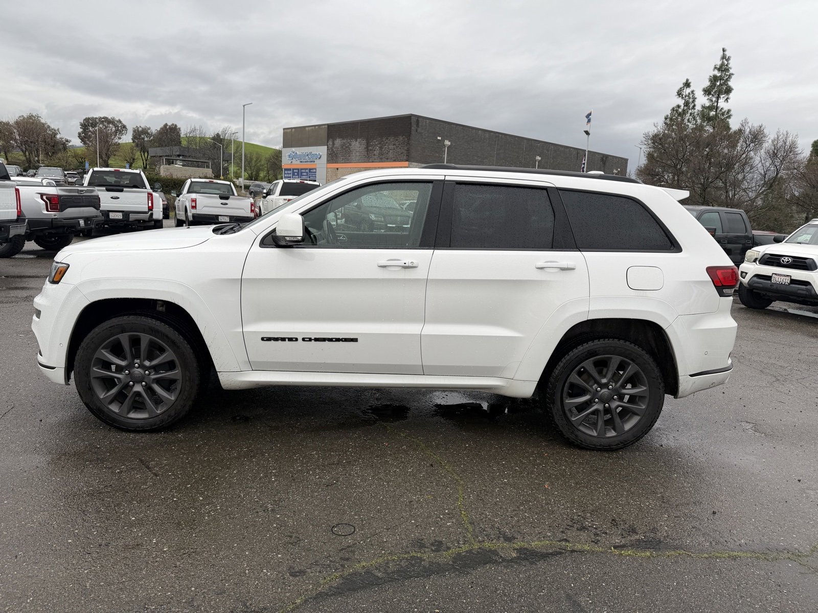 Used 2018 Jeep Grand Cherokee High Altitude image 2