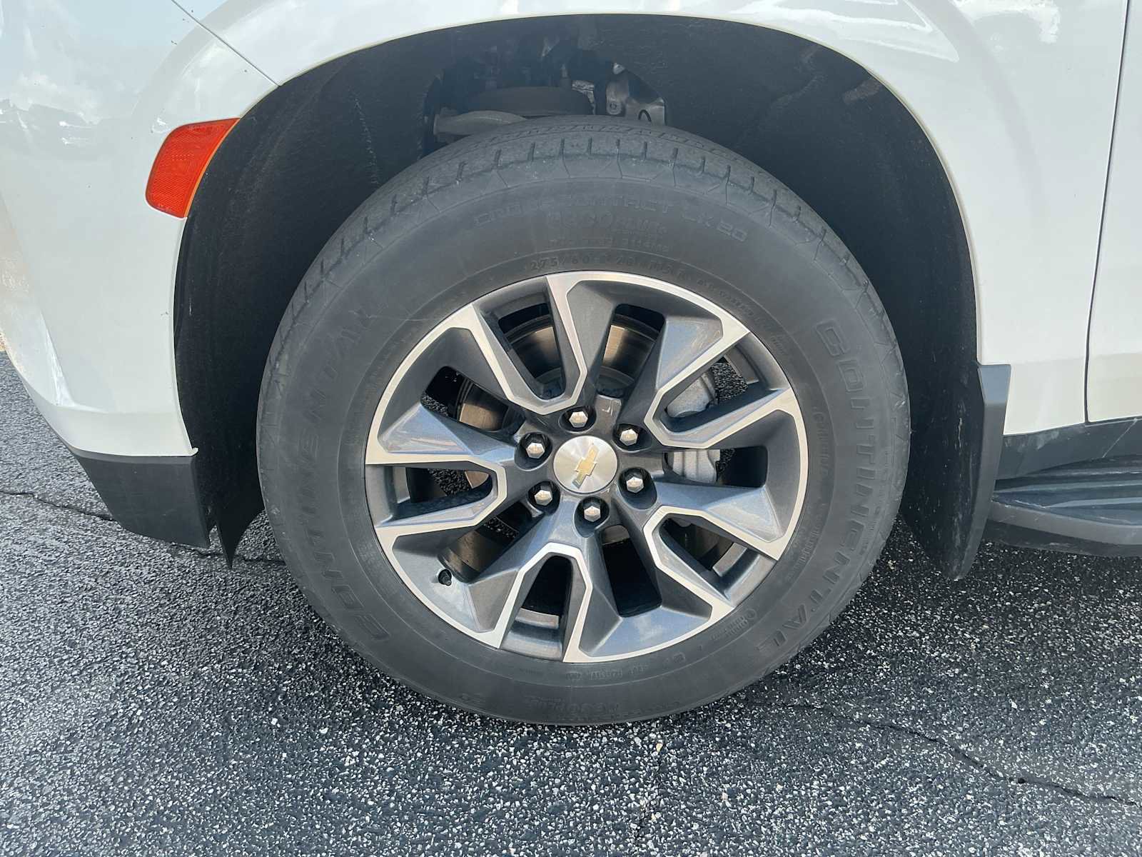 Used 2021 Chevrolet Tahoe LT w/ LT Signature Package AWD/4WD image 31