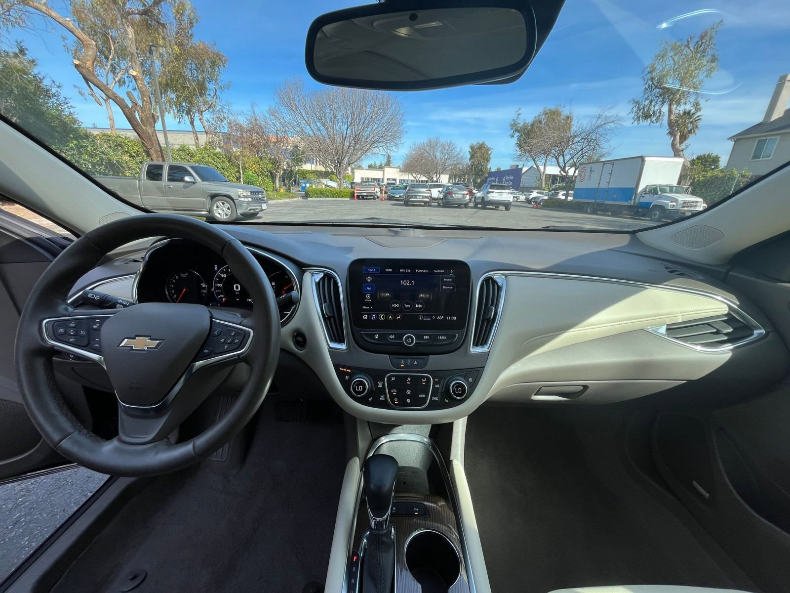 Used 2024 Chevrolet Malibu LT image 34