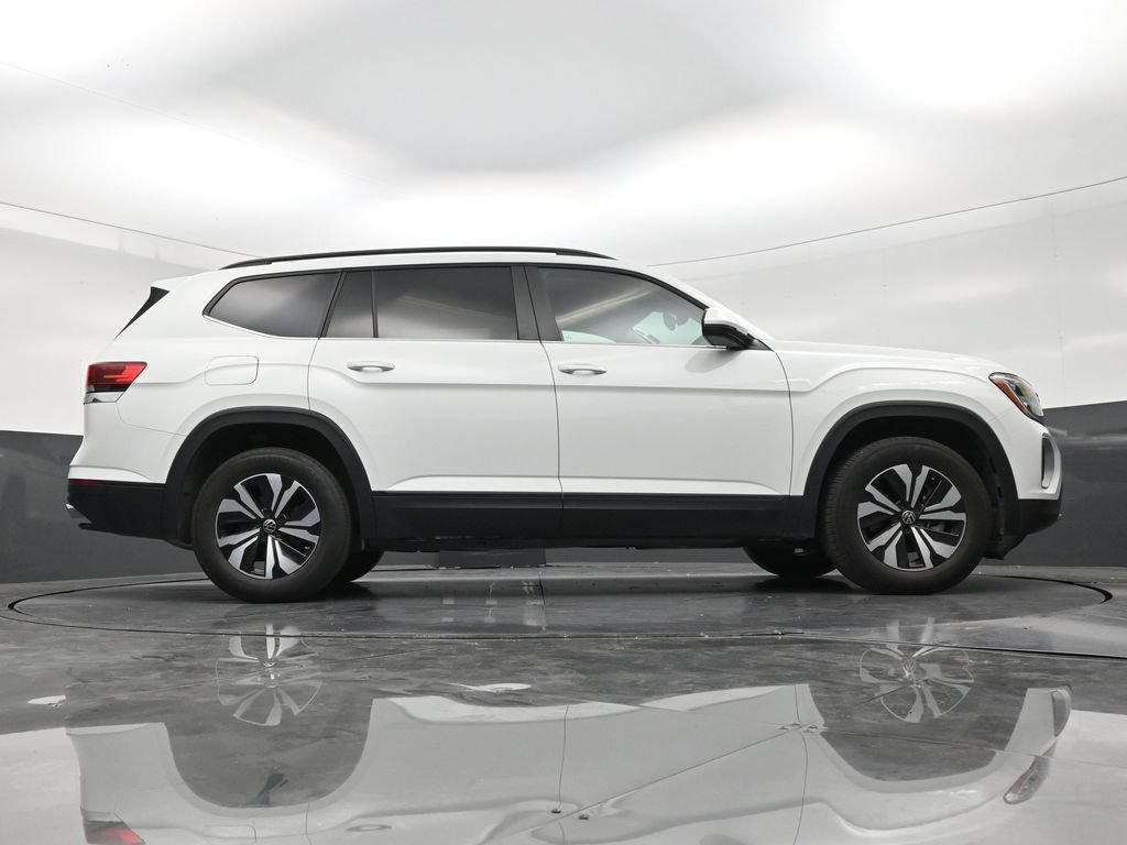 Used 2025 Volkswagen Atlas SE FWD image 25