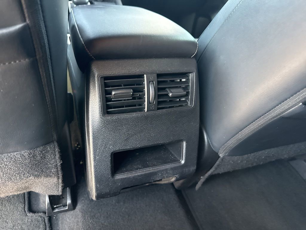 Used 2022 Mitsubishi Outlander SE image 35