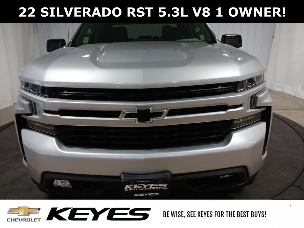 Used 2022 Chevrolet Silverado 1500 RST w/ LPO, Blackout Package AWD/4WD image 2