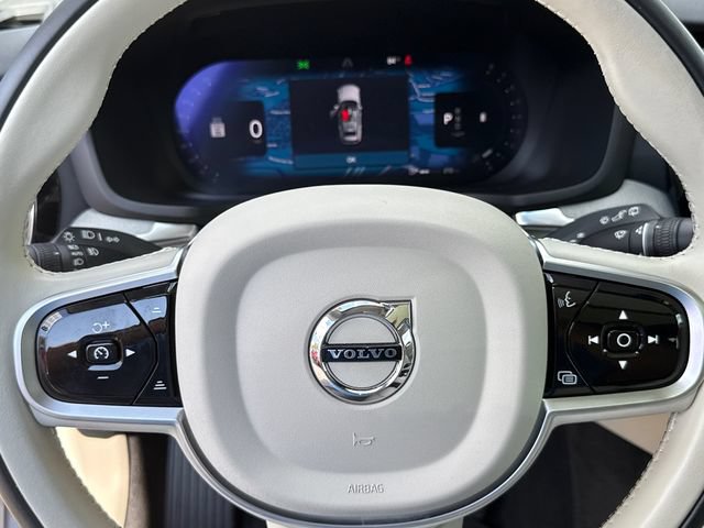 Certified 2025 Volvo V60 B5 Cross Country Plus AWD/4WD image 11
