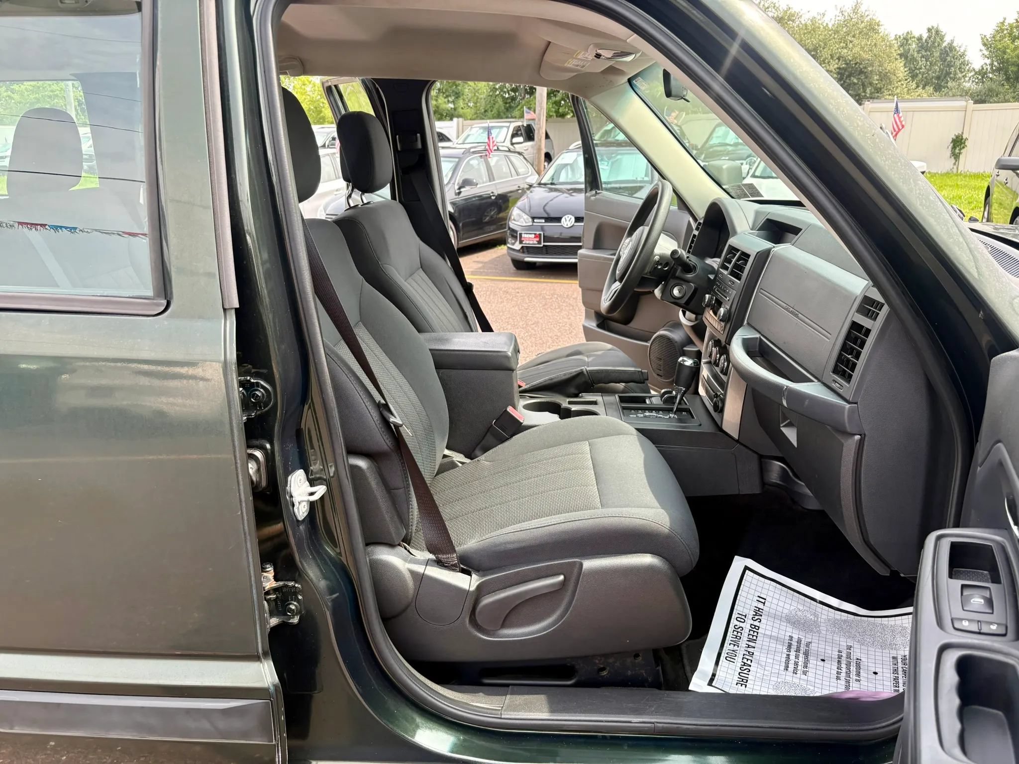 Used 2011 Jeep Liberty Sport AWD/4WD image 22