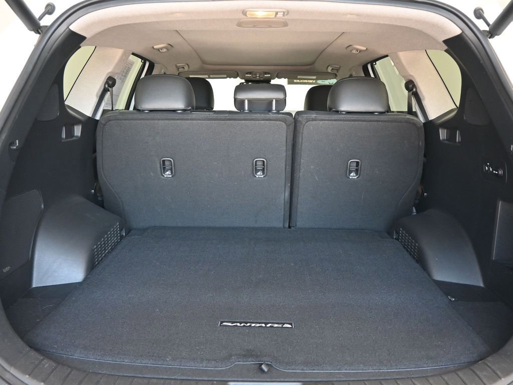 Used 2020 Hyundai Santa Fe Limited FWD image 18