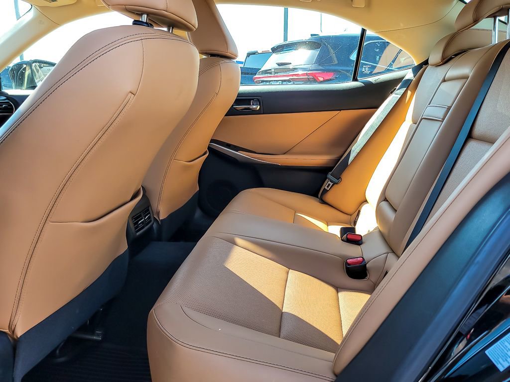 Used 2016 Lexus IS 300 AWD w/ Navigation System Package image 10