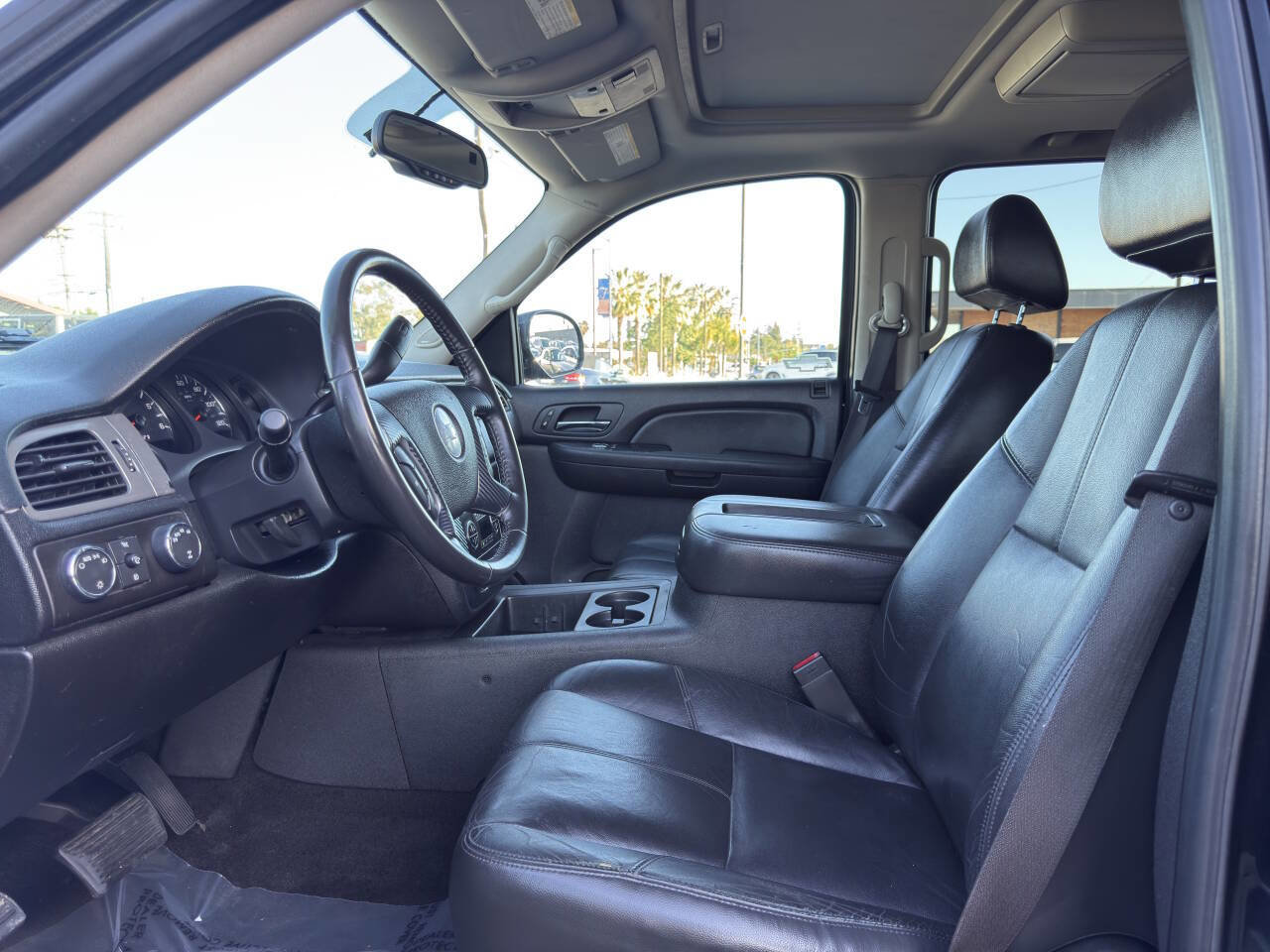 Used 2008 Chevrolet Avalanche LT AWD/4WD image 9