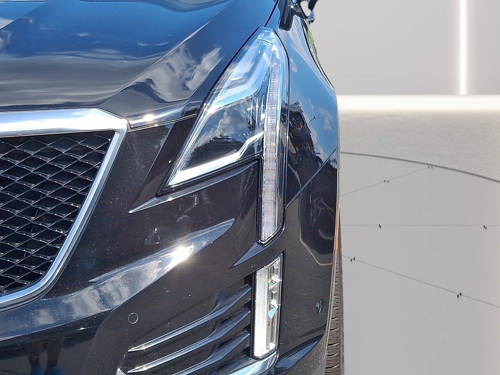 Used 2025 Cadillac XT5 Sportv w/ Technology Package AWD/4WD image 29