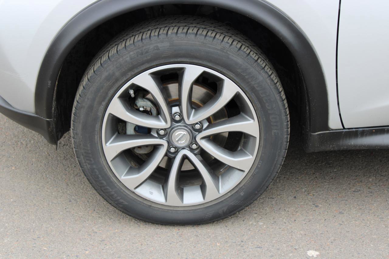 Used 2017 Nissan Juke SV AWD/4WD image 17