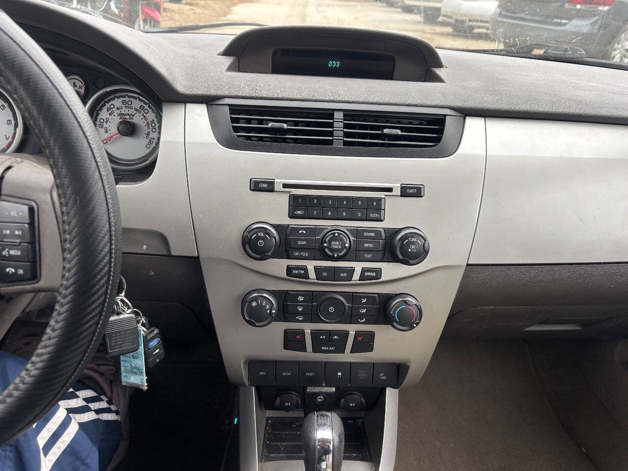 Used 2010 Ford Focus SES image 15