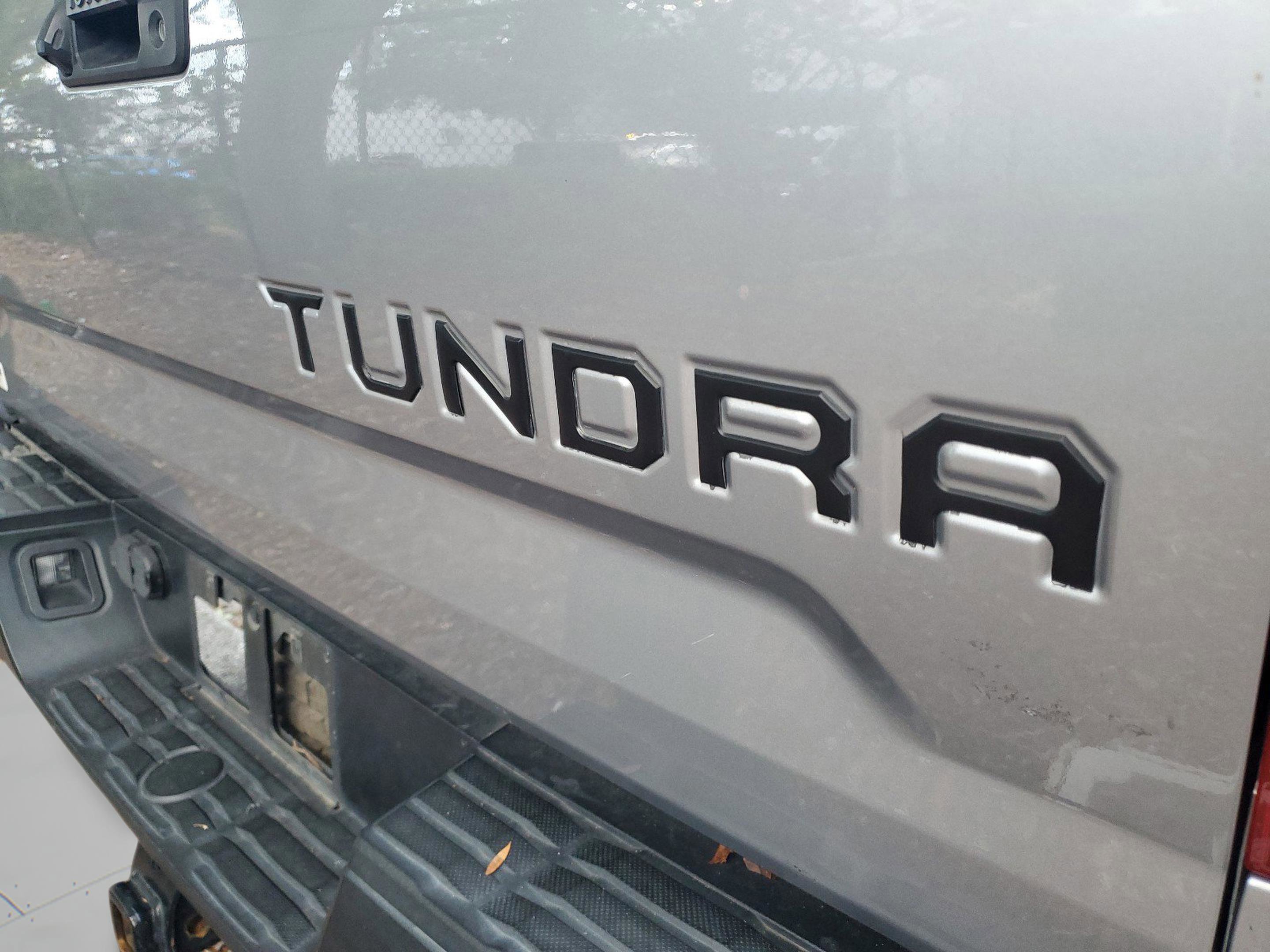 Used 2020 Toyota Tundra SR5 w/ SR5 Upgrade Package image 6