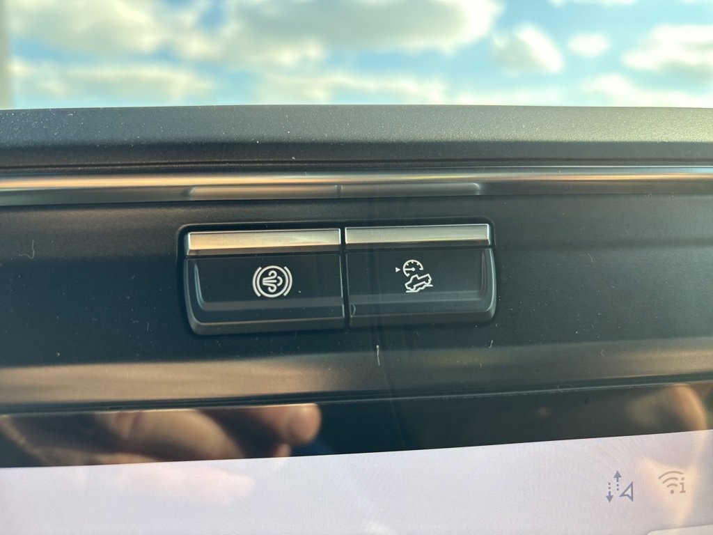 New 2026 Ford F250 Platinum w/ FX4 Off-Road Package image 32