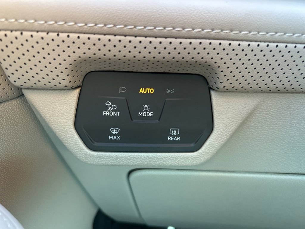 New 2026 Volkswagen Atlas SEL Premium R-Line AWD/4WD image 31