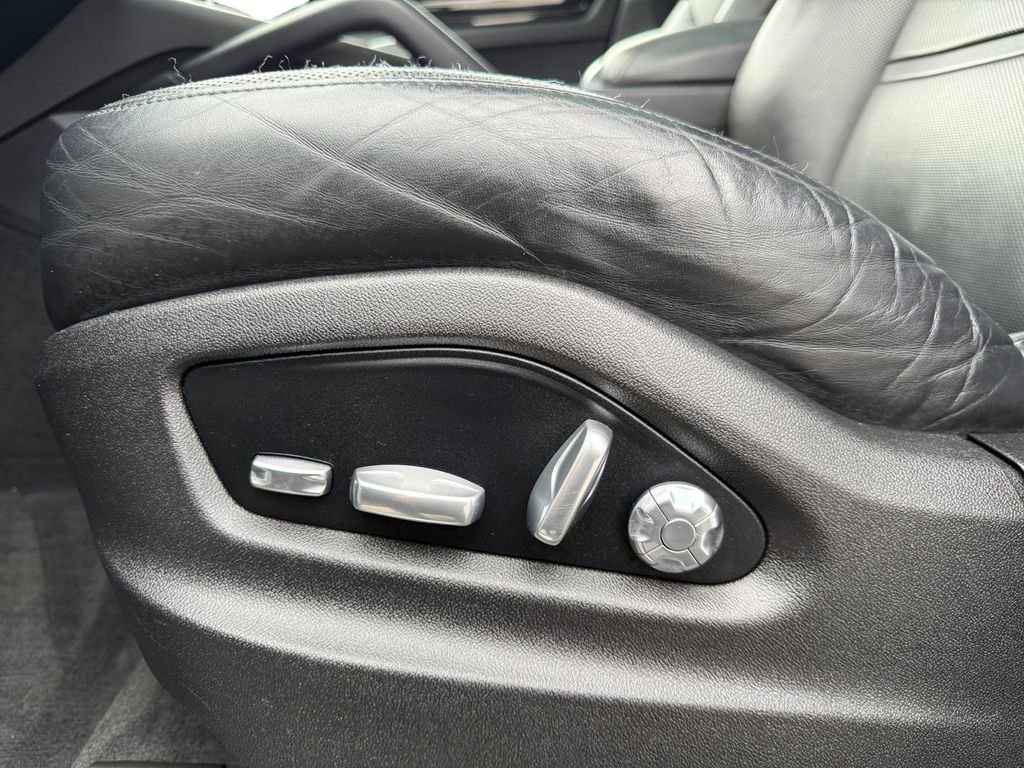 Used 2019 Porsche Cayenne image 10