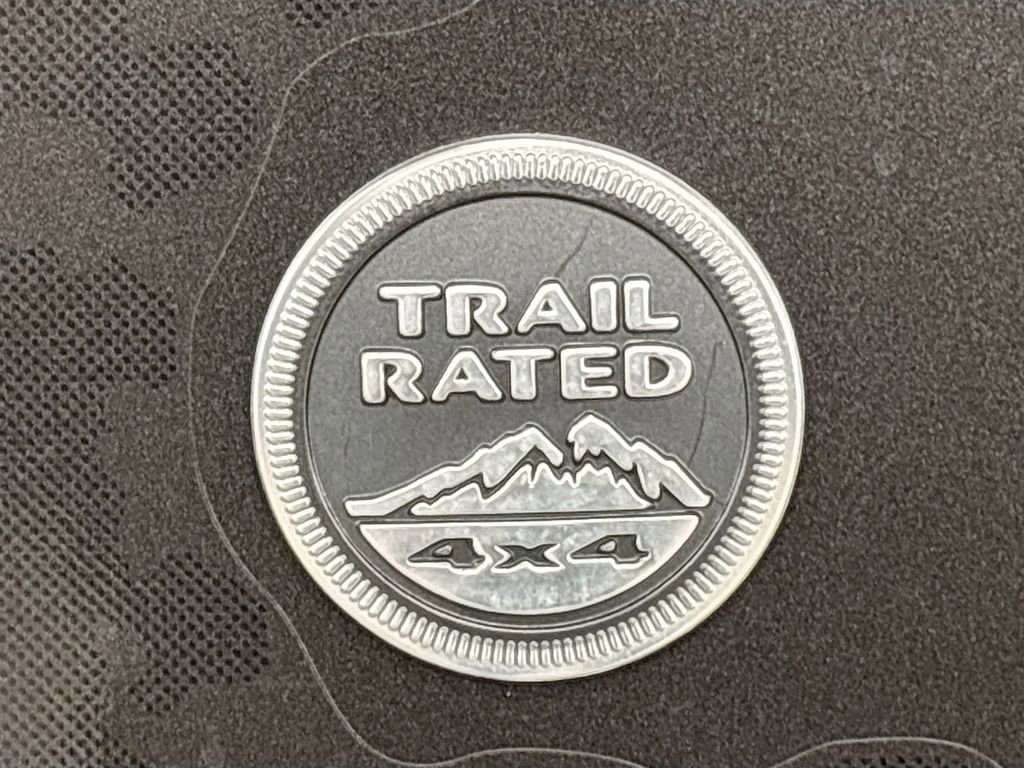 Used 2016 Jeep Wrangler Unlimited Sahara image 23