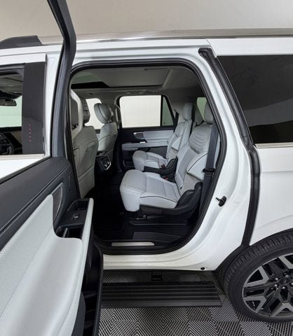 New 2026 Ford Expedition Max Platinum AWD/4WD image 9