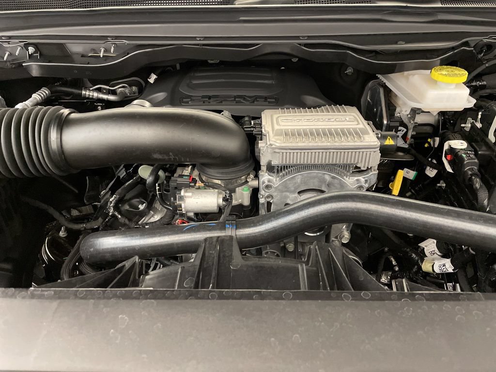 New 2026 RAM 1500 Laramie w/ Night Edition AWD/4WD image 28