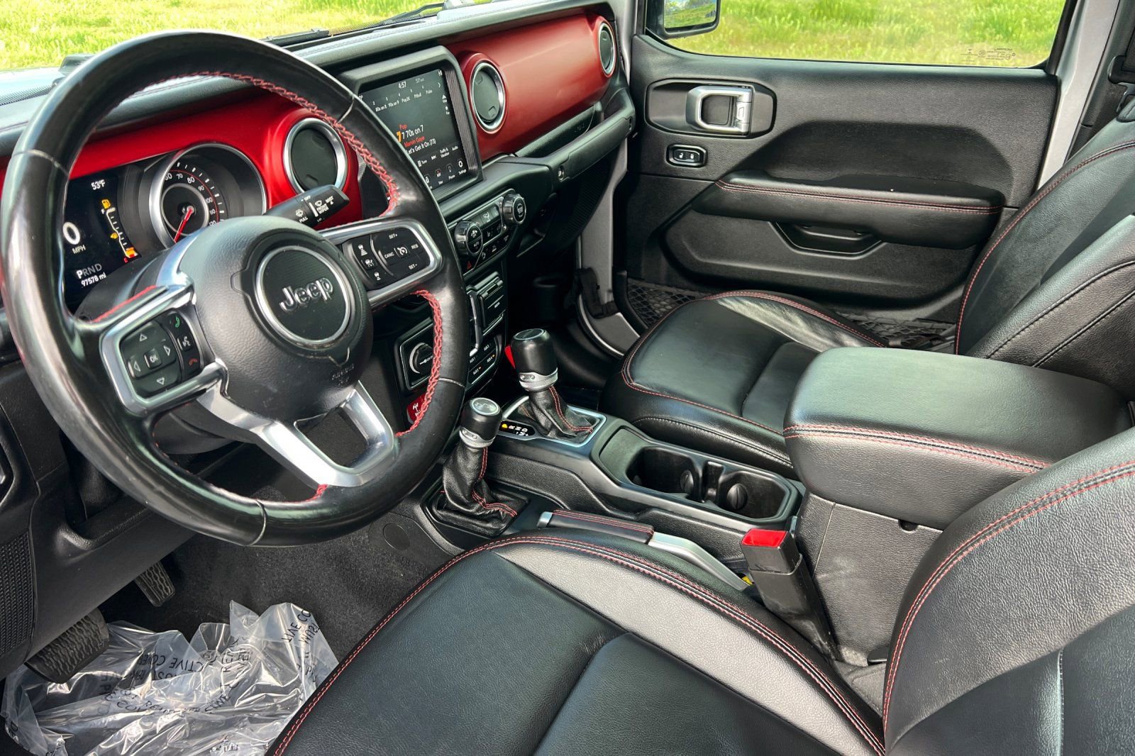 Used 2020 Jeep Gladiator Rubicon AWD/4WD image 10