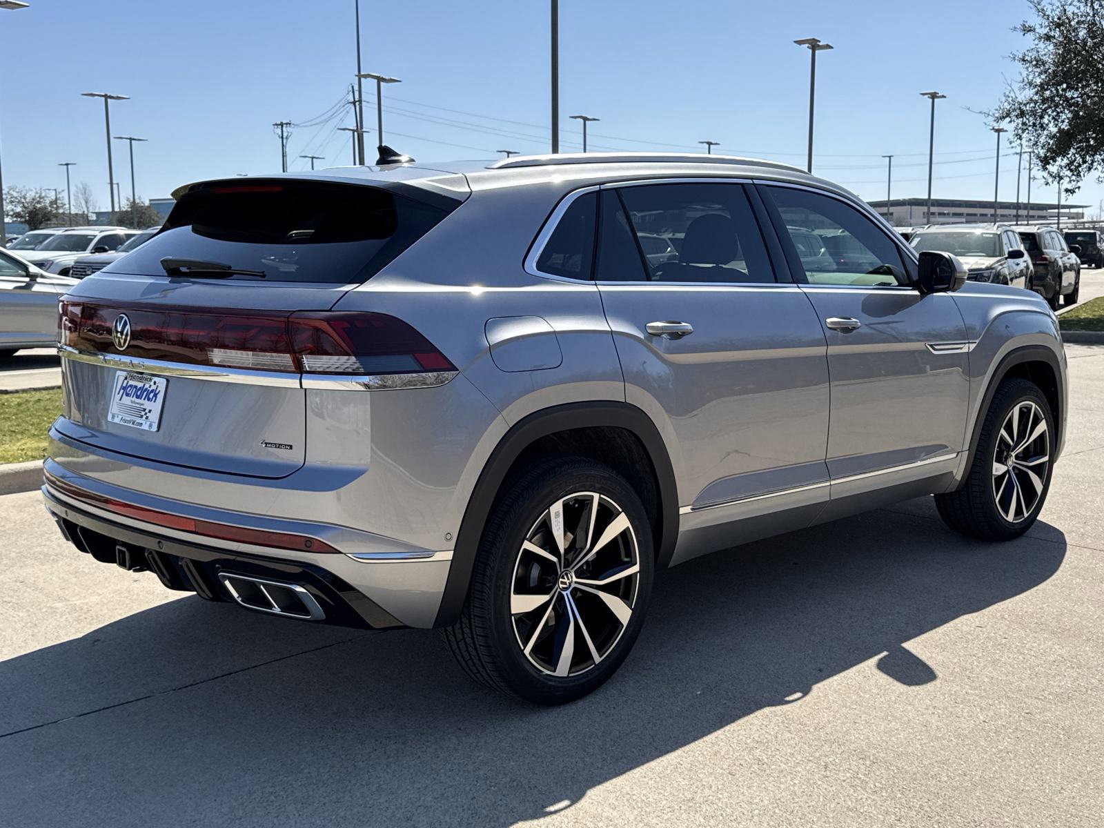 New 2026 Volkswagen Atlas Cross Sport SEL Premium R-Line image 5