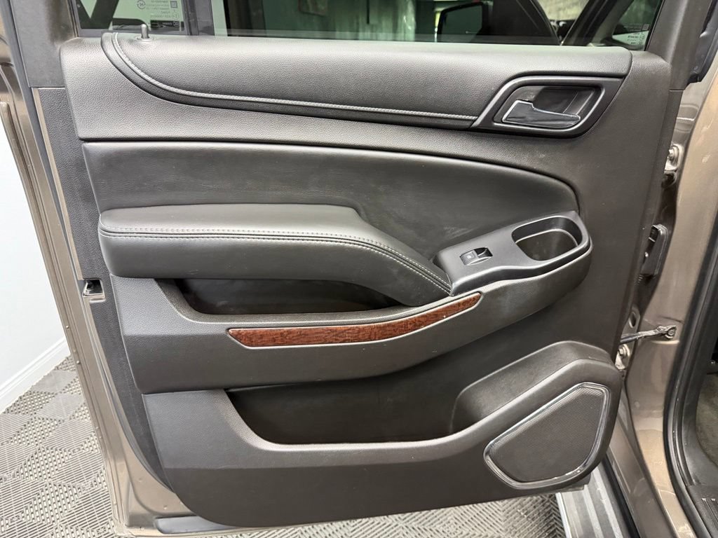 Used 2016 GMC Yukon XL SLE RWD image 41