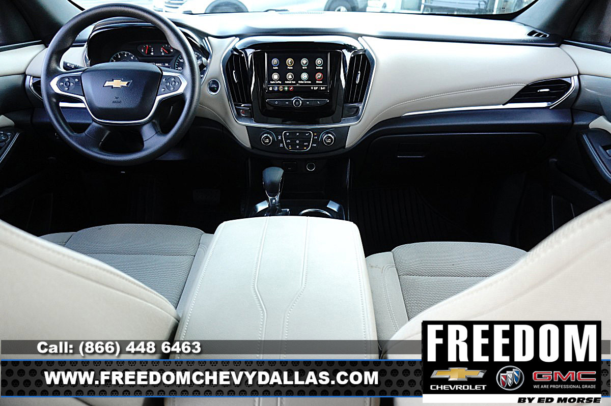 Used 2023 Chevrolet Traverse LS FWD image 7