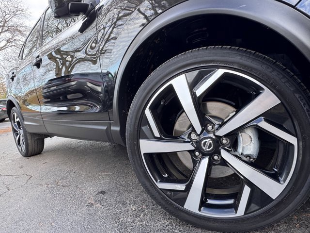 Used 2022 Nissan Rogue Sport SL w/ Premium Package image 8