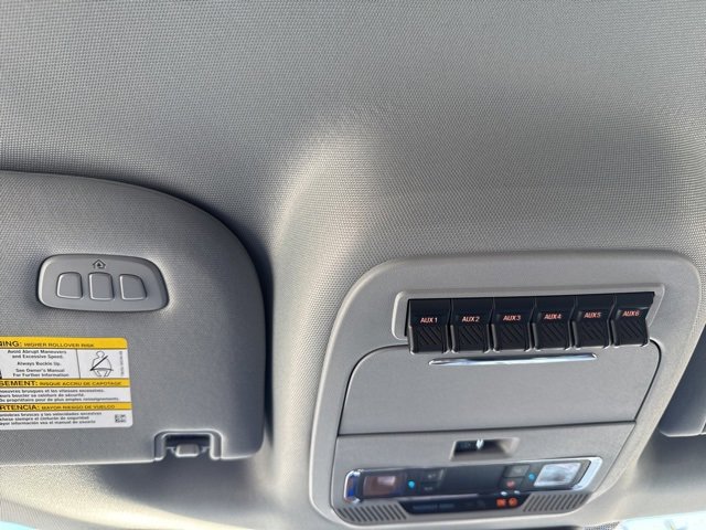 New 2025 Ford F350 Lariat w/ Lariat Ultimate Package image 41