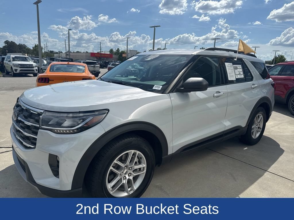 Certified 2026 Ford Explorer Active w/ Active Comfort Package RWD video 3