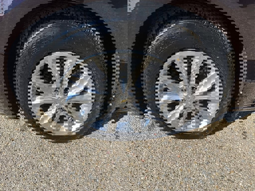 Used 2021 Chevrolet Malibu LT w/ Leather Package FWD image 20