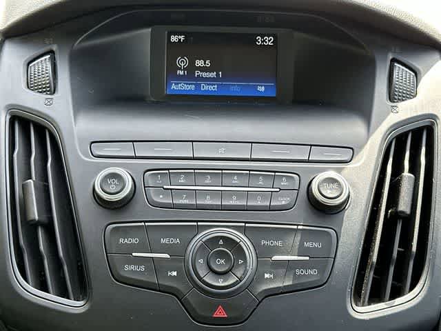 Used 2018 Ford Focus SE FWD image 10