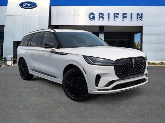 New 2026 Lincoln Aviator Reserve w/ Luxury Package RWD image 1