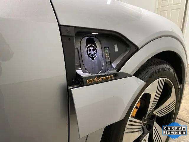 Used 2023 Audi e-tron Premium Plus image 98
