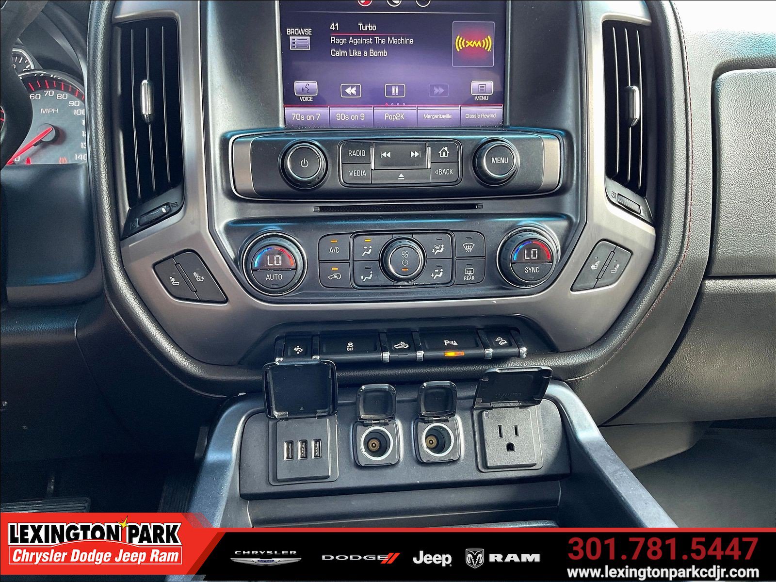Used 2015 GMC Sierra 1500 SLT w/ All-Terrain Package AWD/4WD image 15