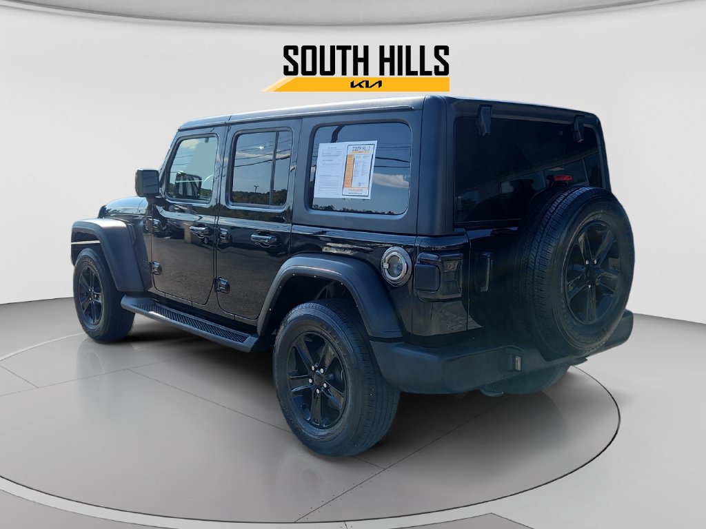 Used 2022 Jeep Wrangler Unlimited Sport AWD/4WD image 3