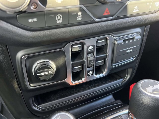 New 2025 Jeep Wrangler Sport S image 15