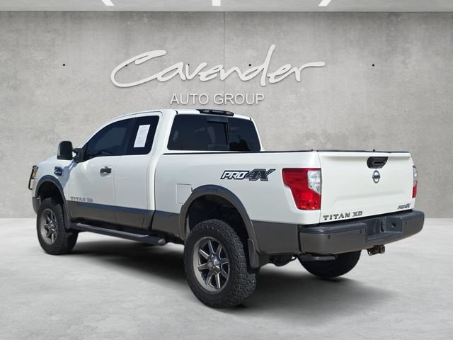 Used 2017 Nissan Titan PRO-4X w/ Pro-4x Convenience Package AWD/4WD image 14