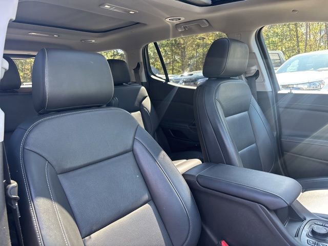 Used 2023 GMC Acadia SLT image 13