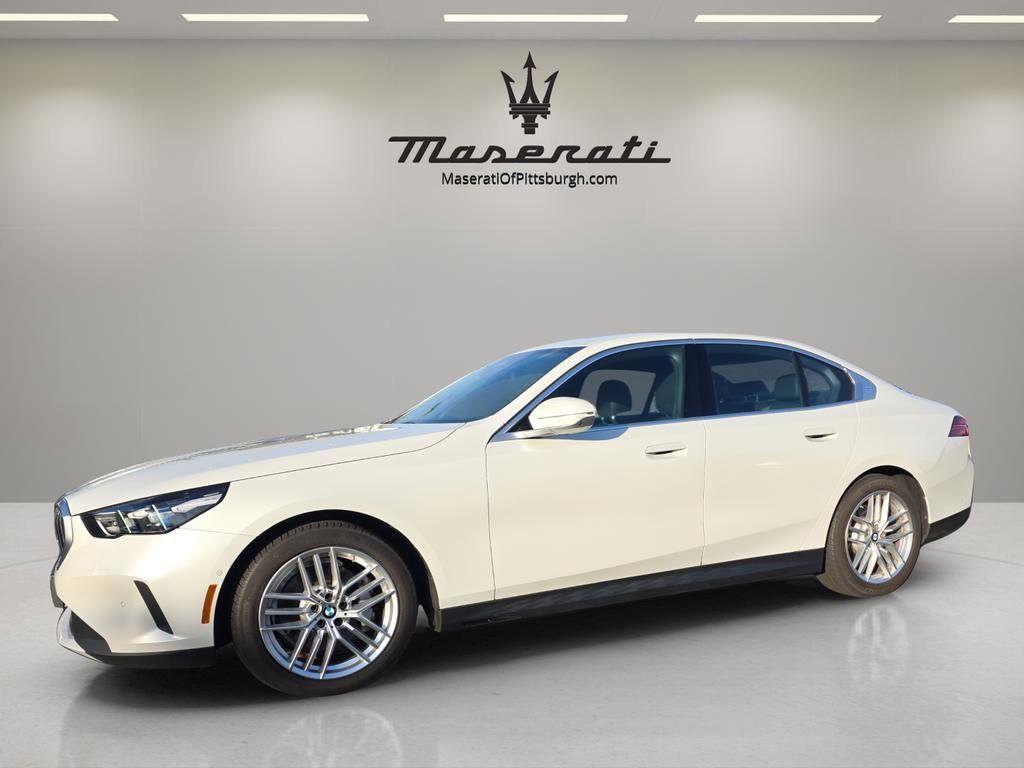 Used 2025 BMW 530i xDrive 530i xDrive image 1