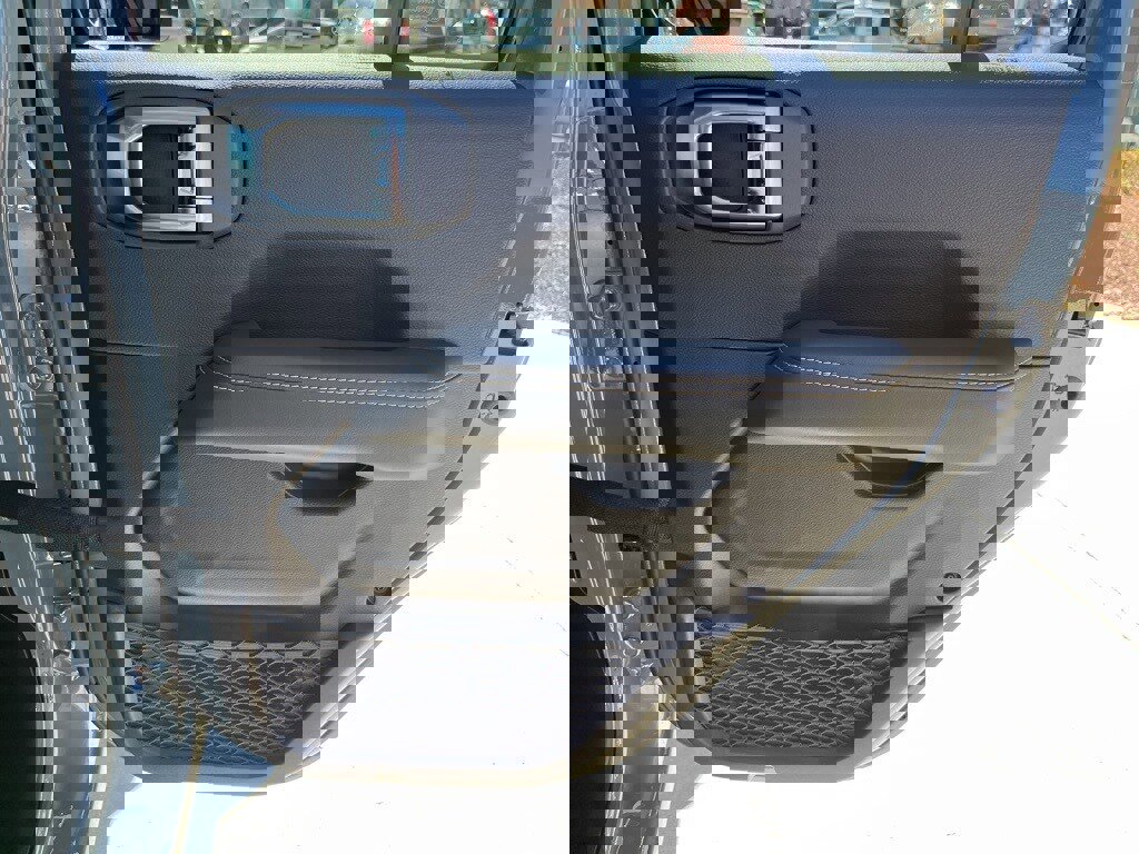 New 2026 Jeep Gladiator Sport image 24