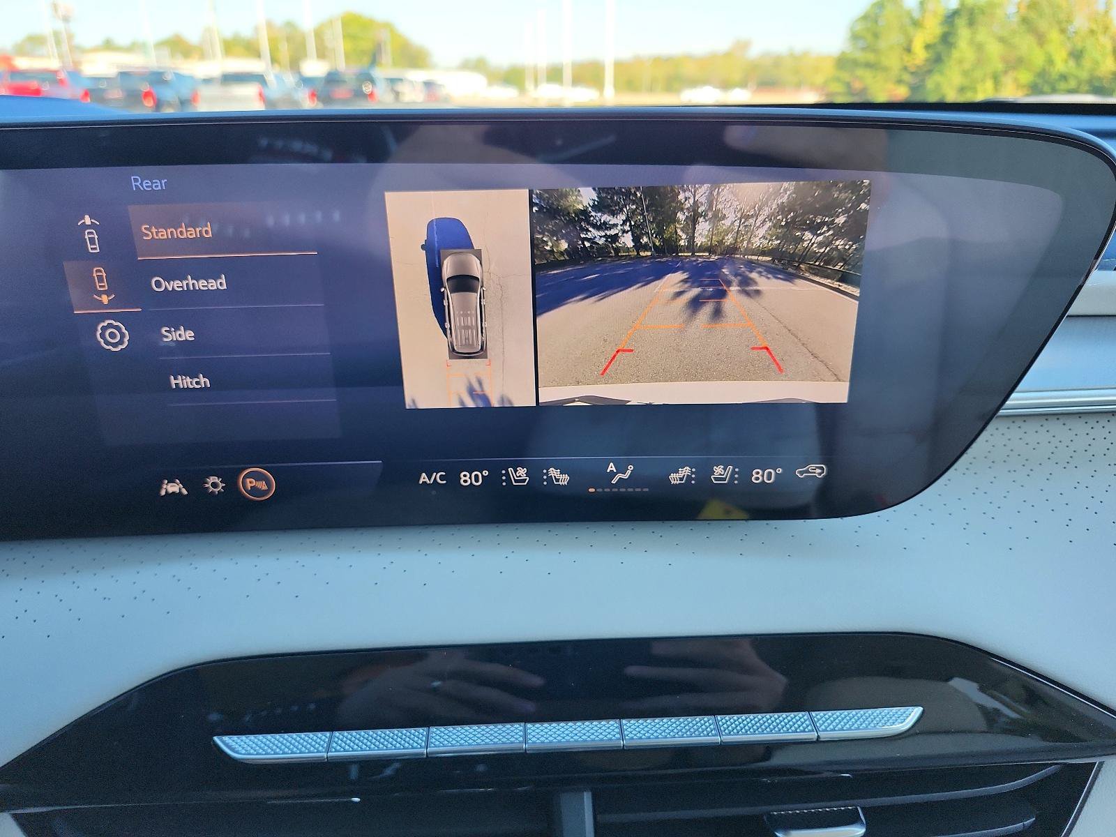 New 2026 Buick Enclave Avenir w/ Super Cruise Package AWD/4WD image 16