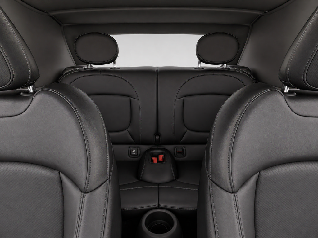 Used 2018 MINI Cooper S FWD image 14